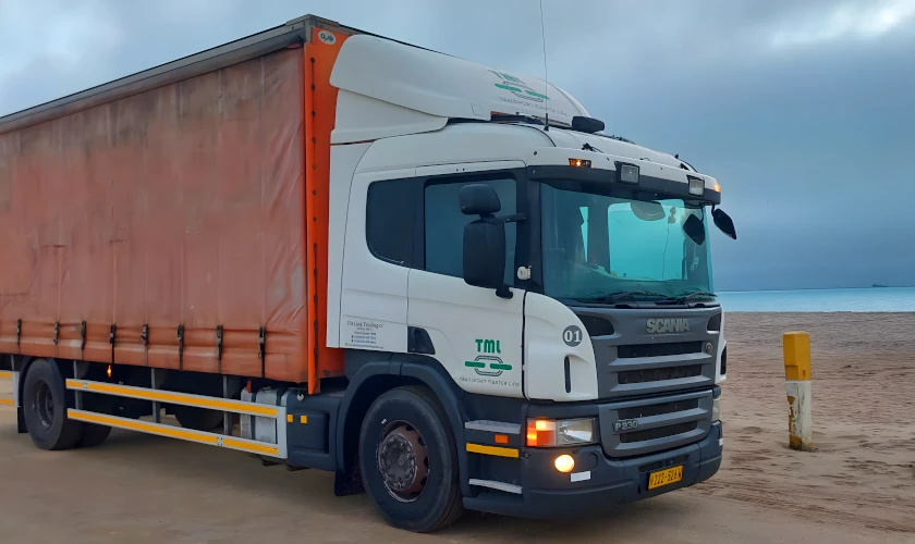 logistics and transport image